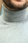 JEFF MALCOLM ROLL NECK KNIT Light Grey